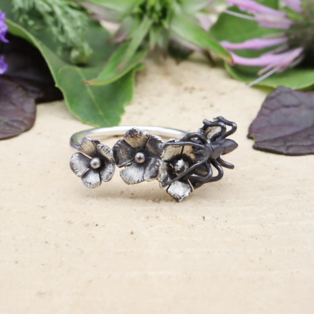 Ant Pollinating Flowers Ring