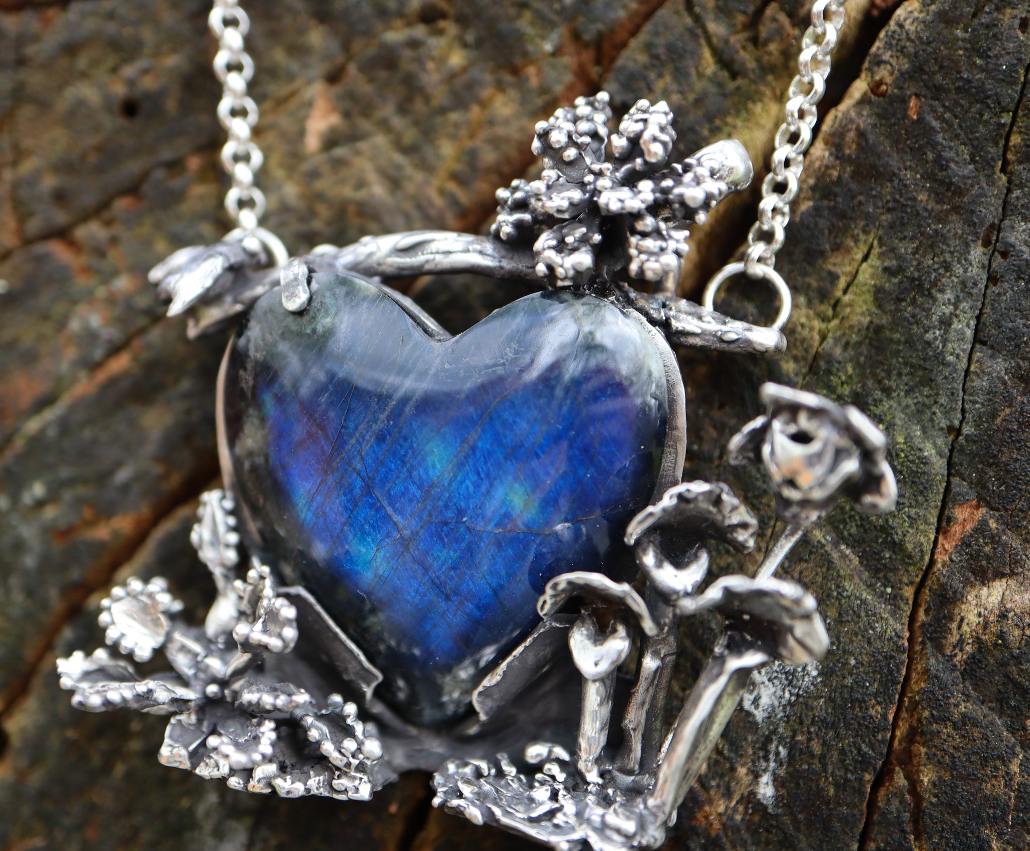 Another side view of the necklace showing the right side.