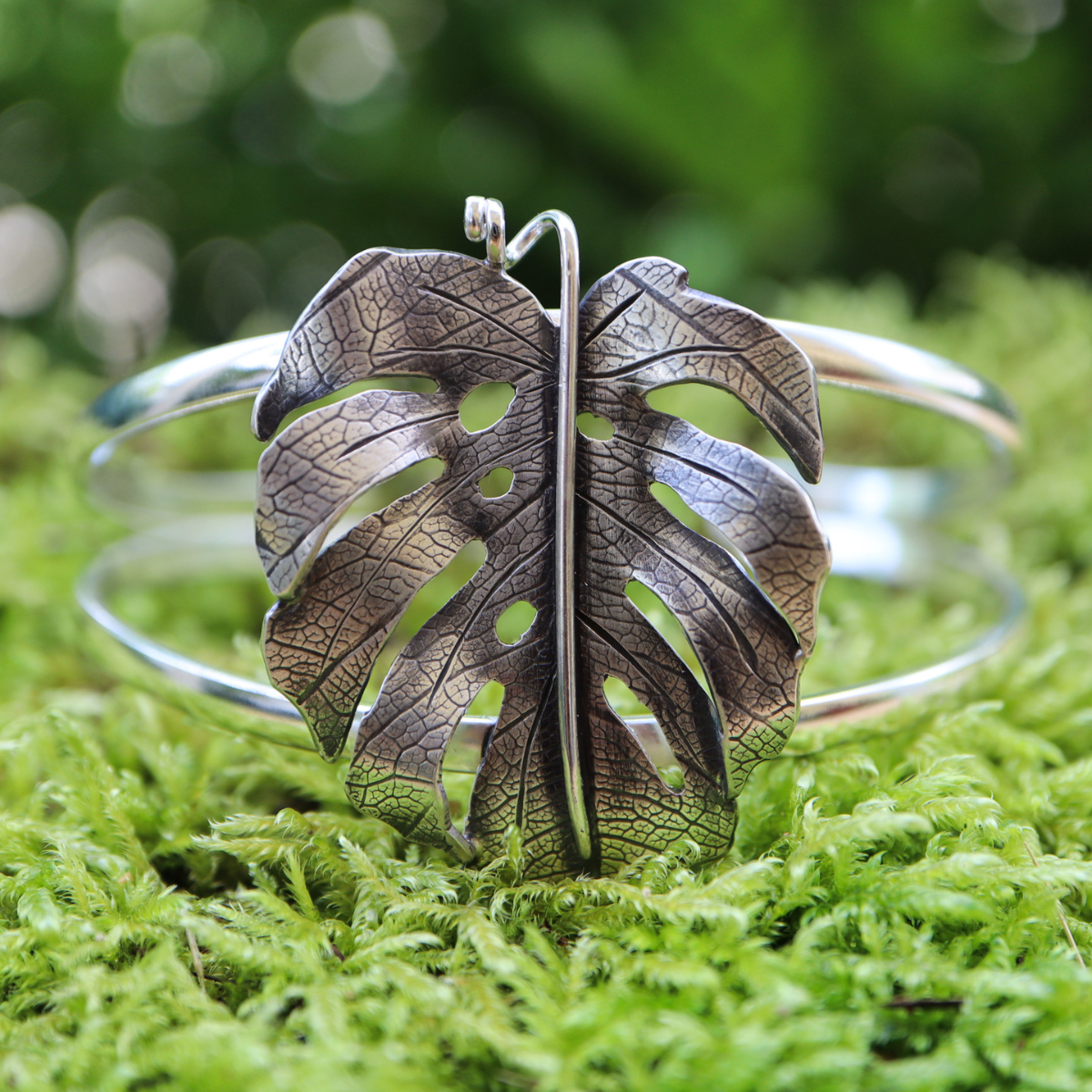 Personalized Monstera Deliciosa Leaf Bracelet