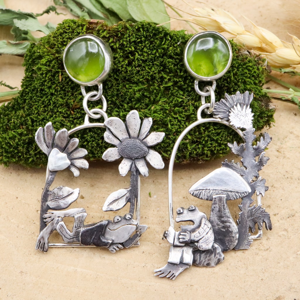 Frog & Toad Reading Stories Earrings