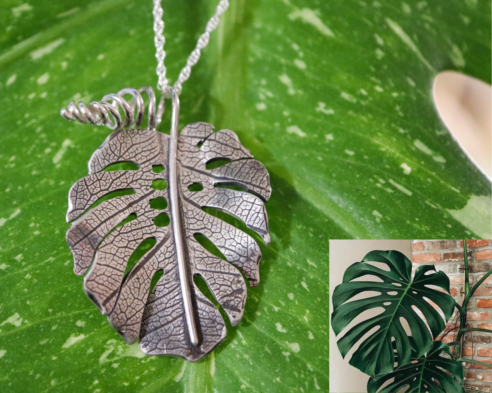 Personalized Monstera Deliciosa Leaf Necklace
